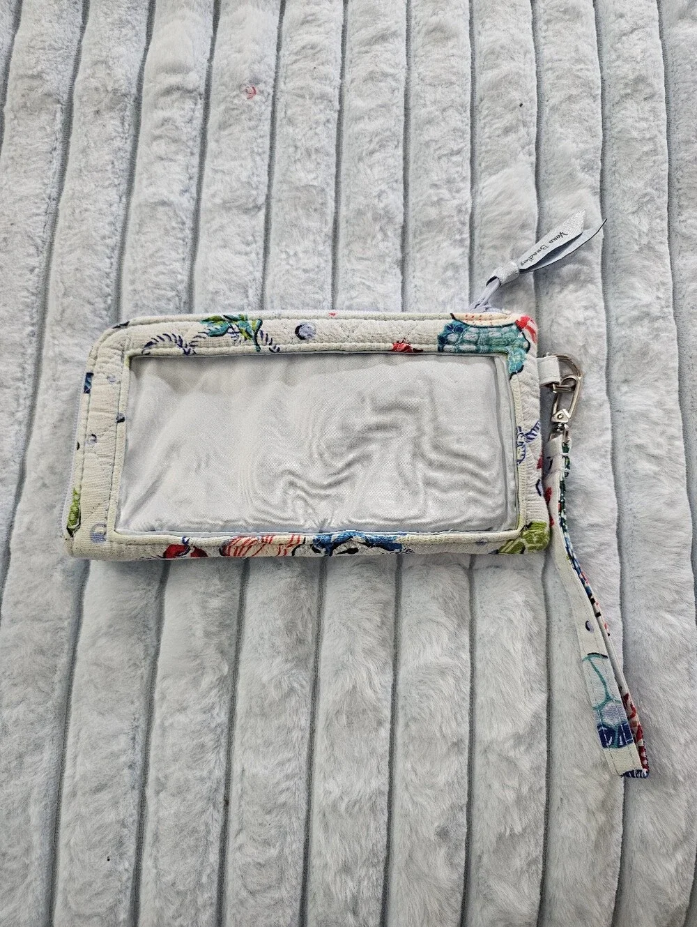 Vera Bradley Wristlet - Picture 3 of 4
